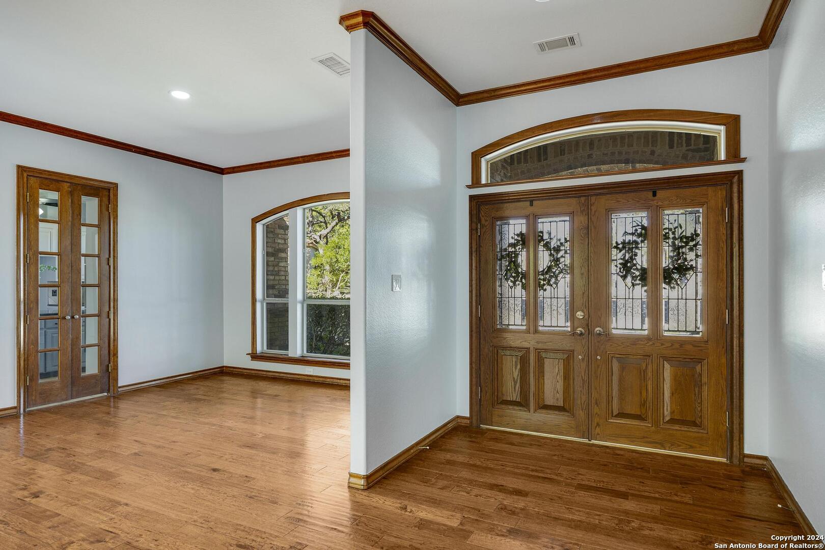 15603 WREN HVN