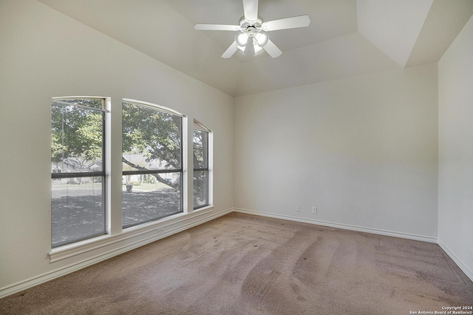 15603 WREN HVN