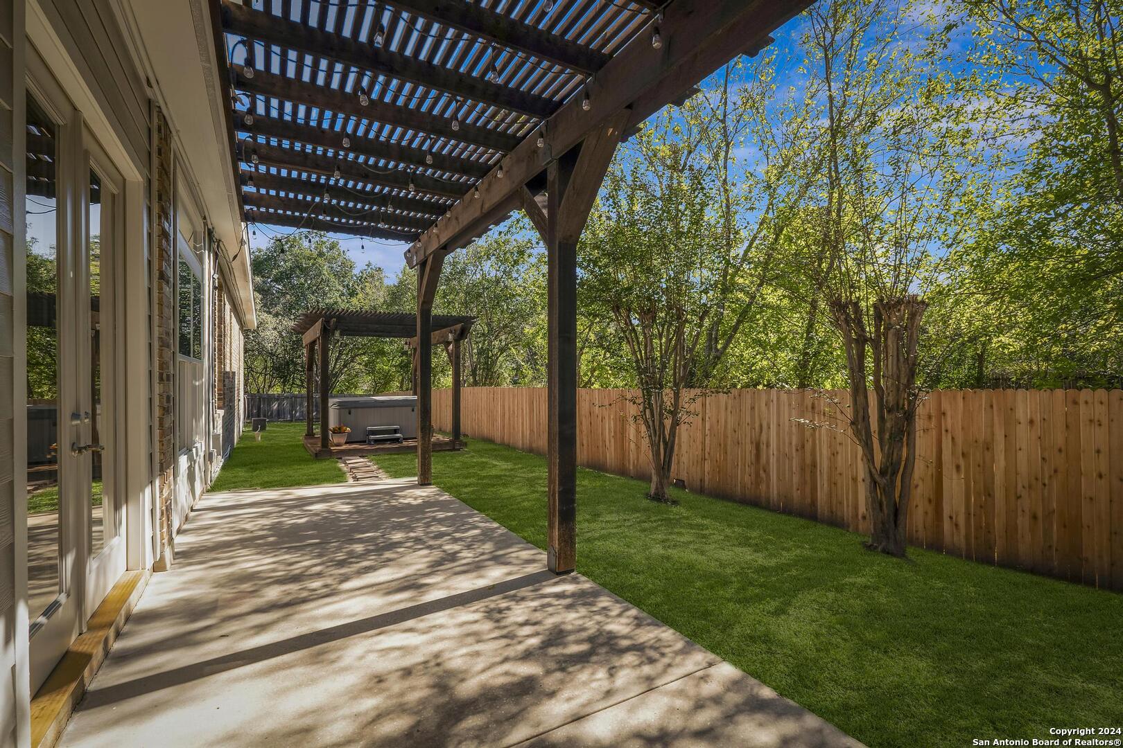 15603 WREN HVN