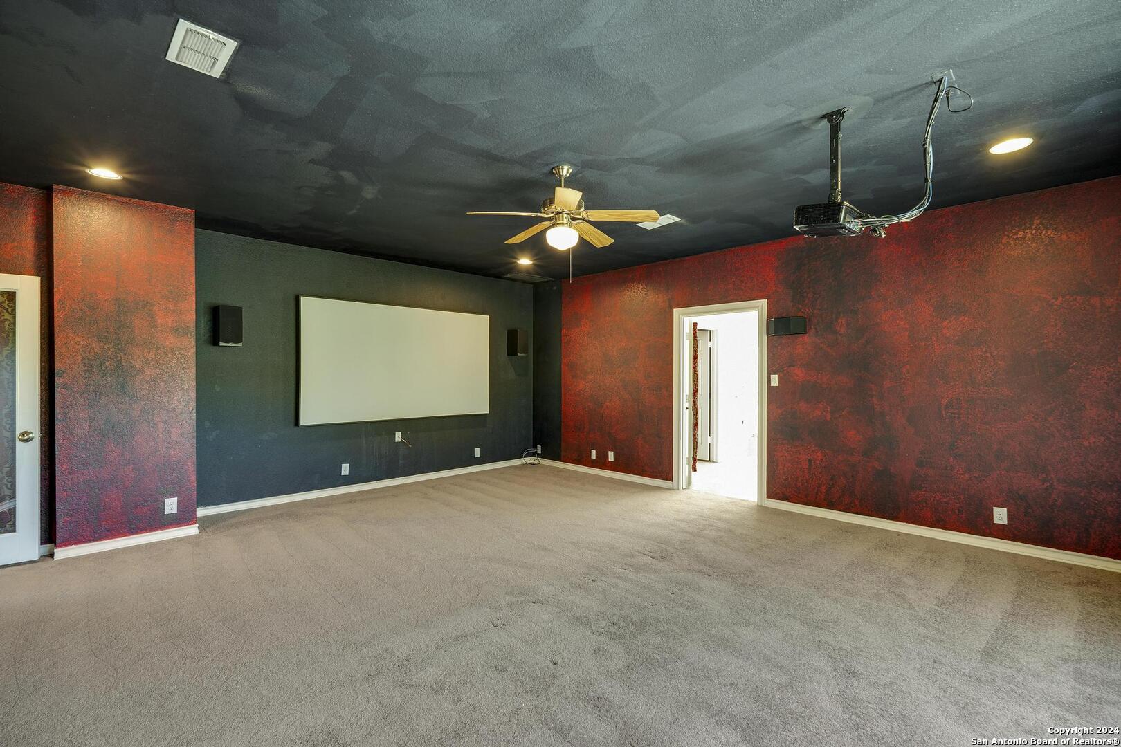 15603 WREN HVN