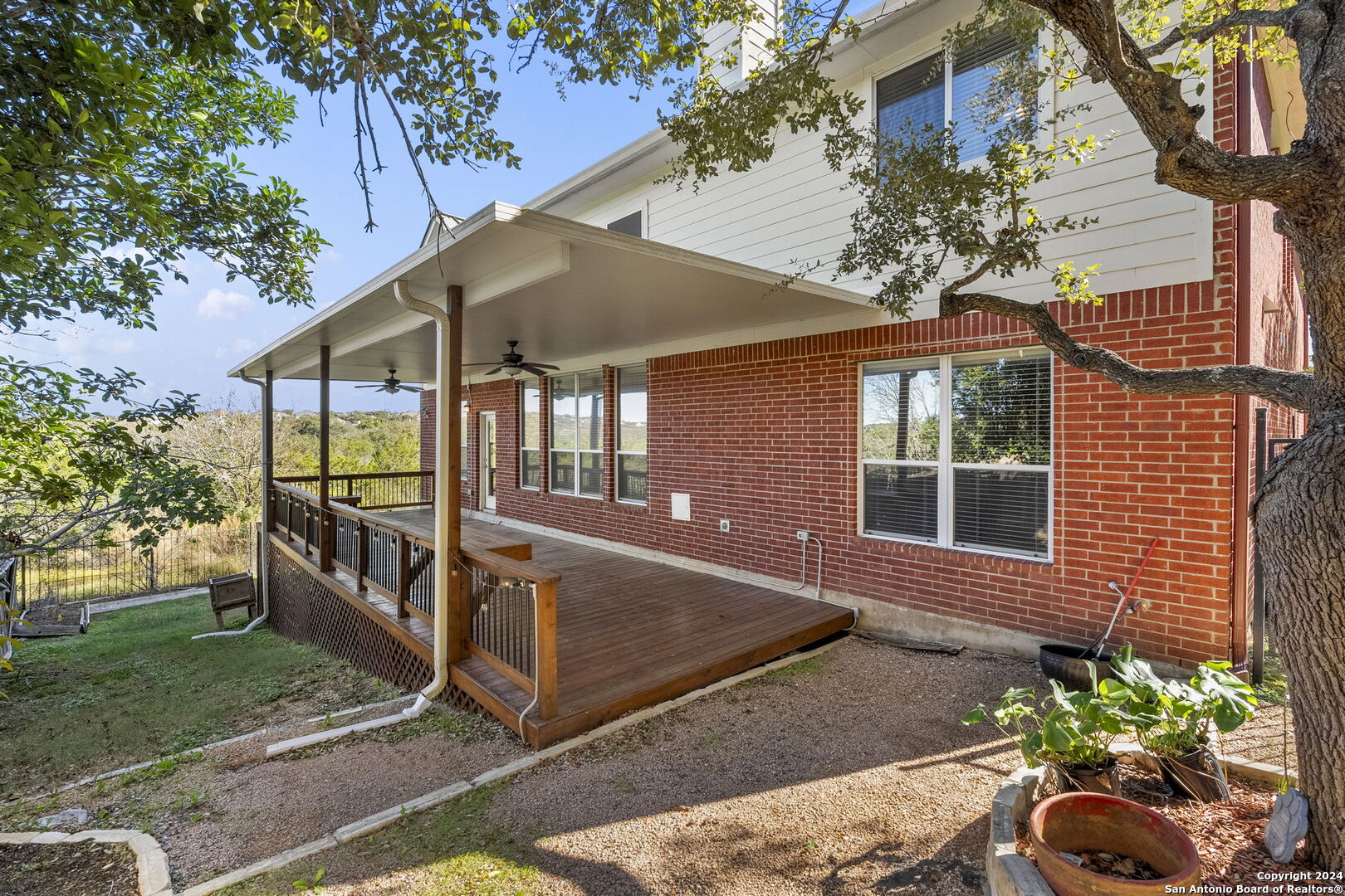 22019 RANIER LN