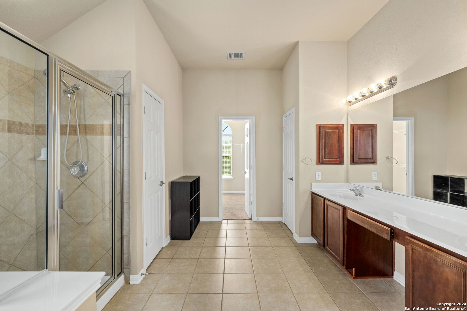 22019 RANIER LN