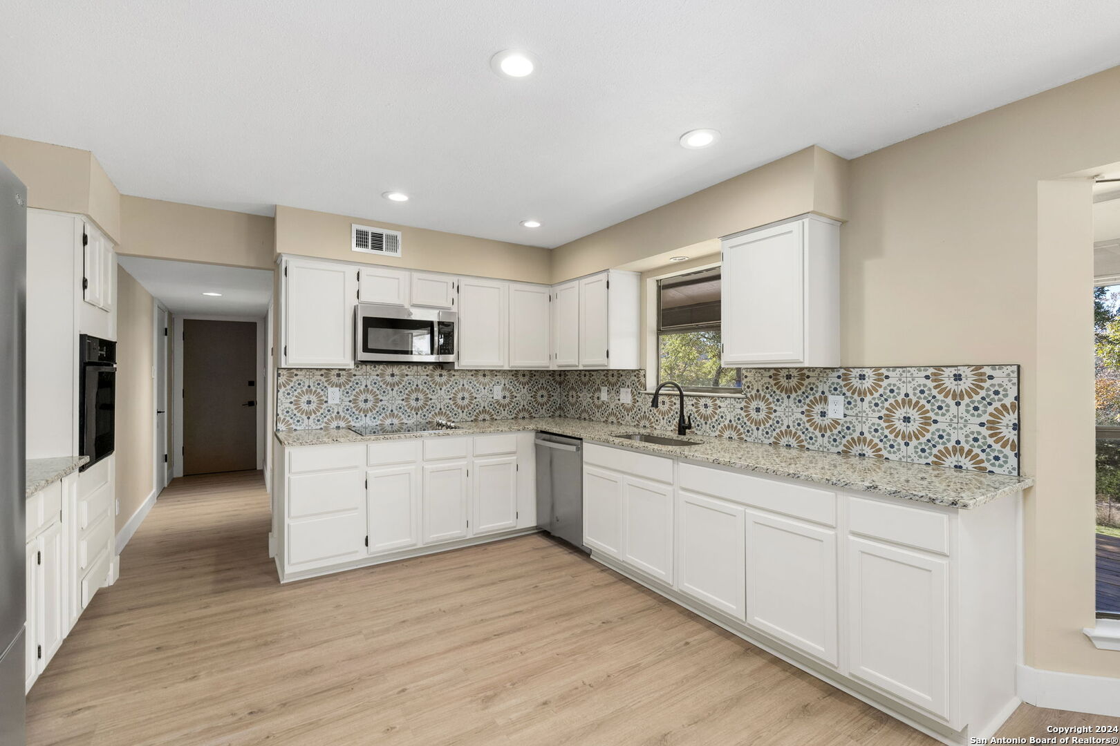 146 TEN WEST DR