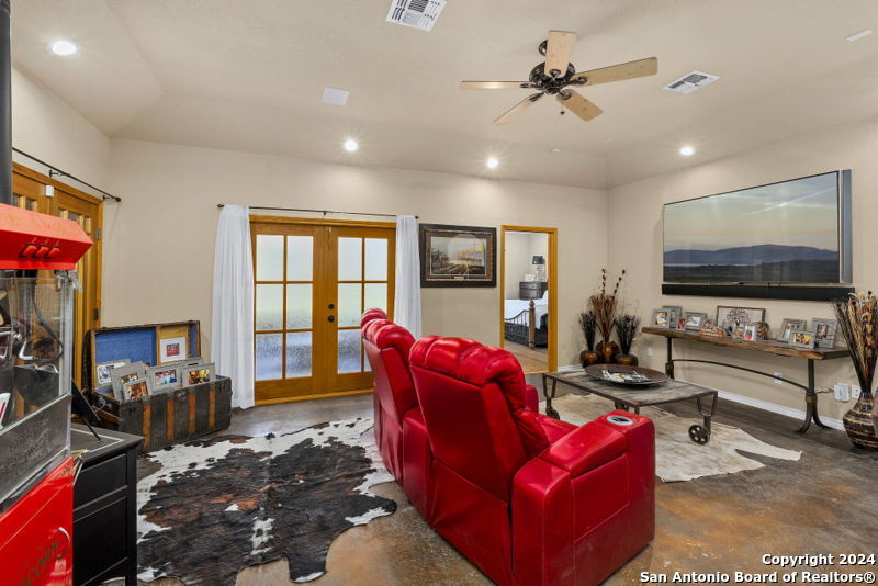 155 FAWN DR