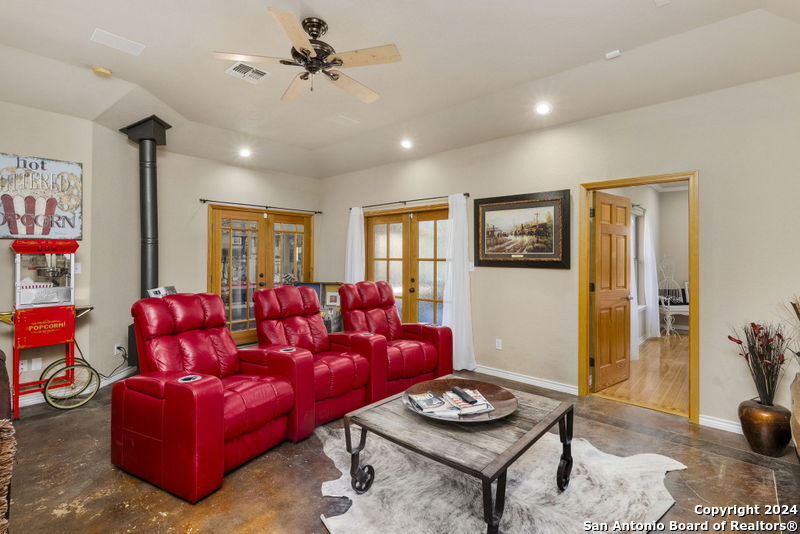 155 FAWN DR