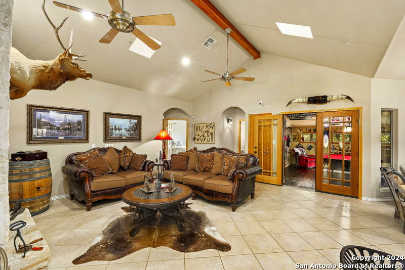 155 FAWN DR