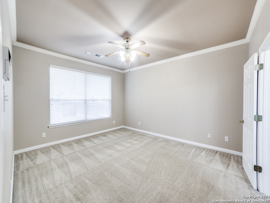 1215 GANTON LN