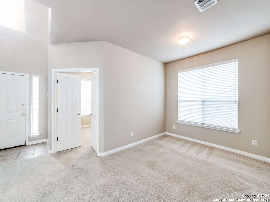 1215 GANTON LN