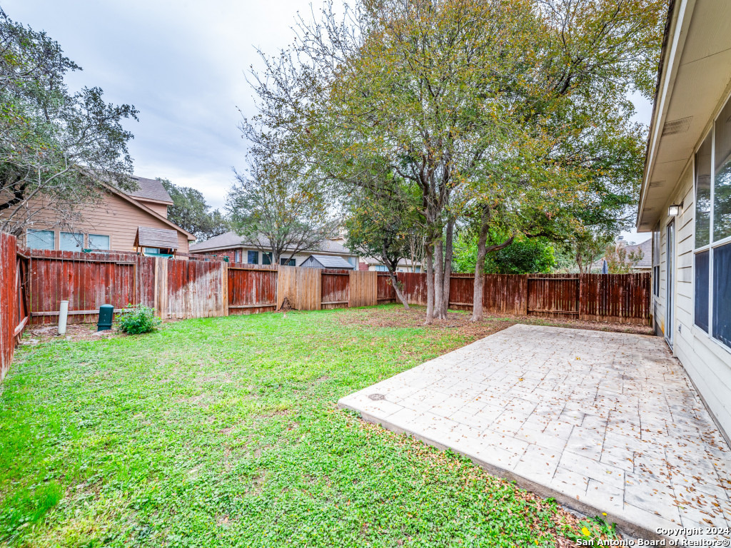 1215 GANTON LN