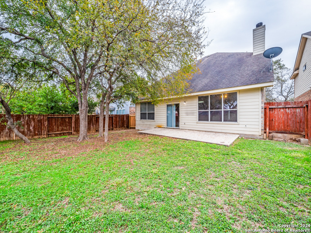 1215 GANTON LN