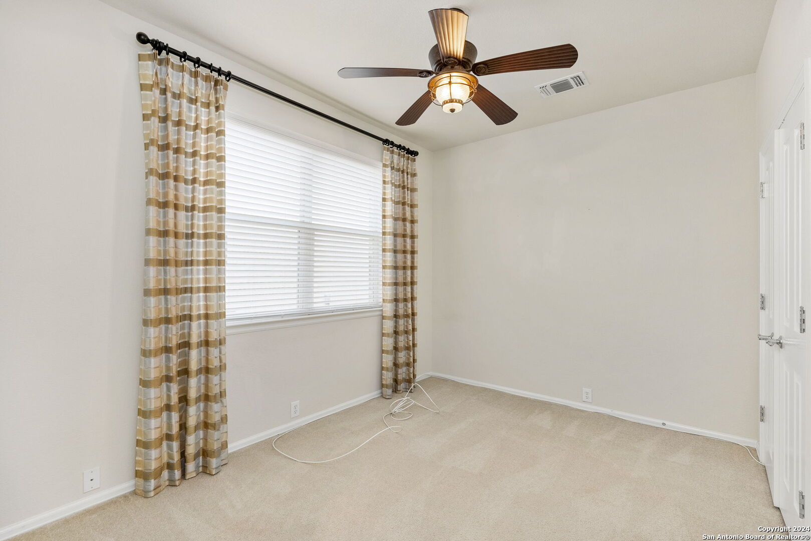 4718 SUNRISE BEACH