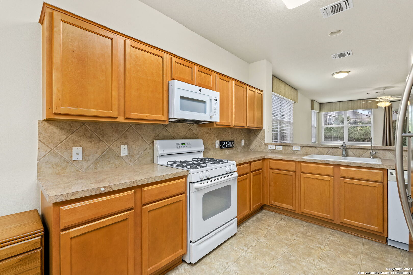 4718 SUNRISE BEACH