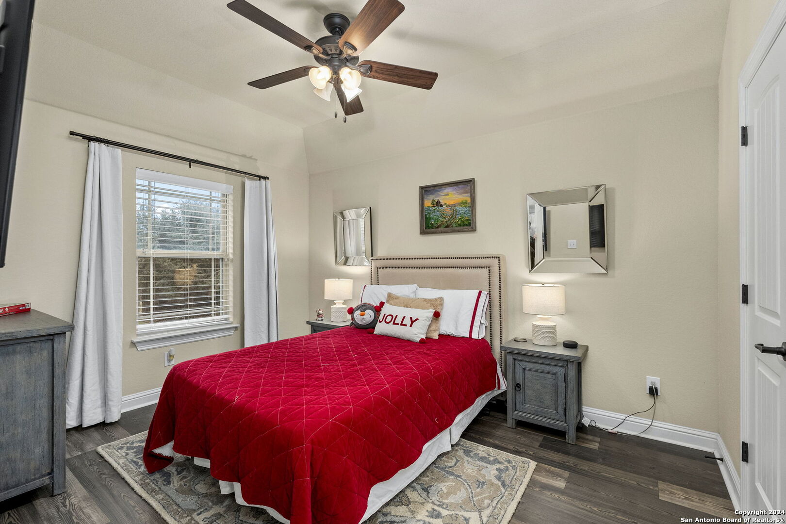 11709 CYPRESS BARN