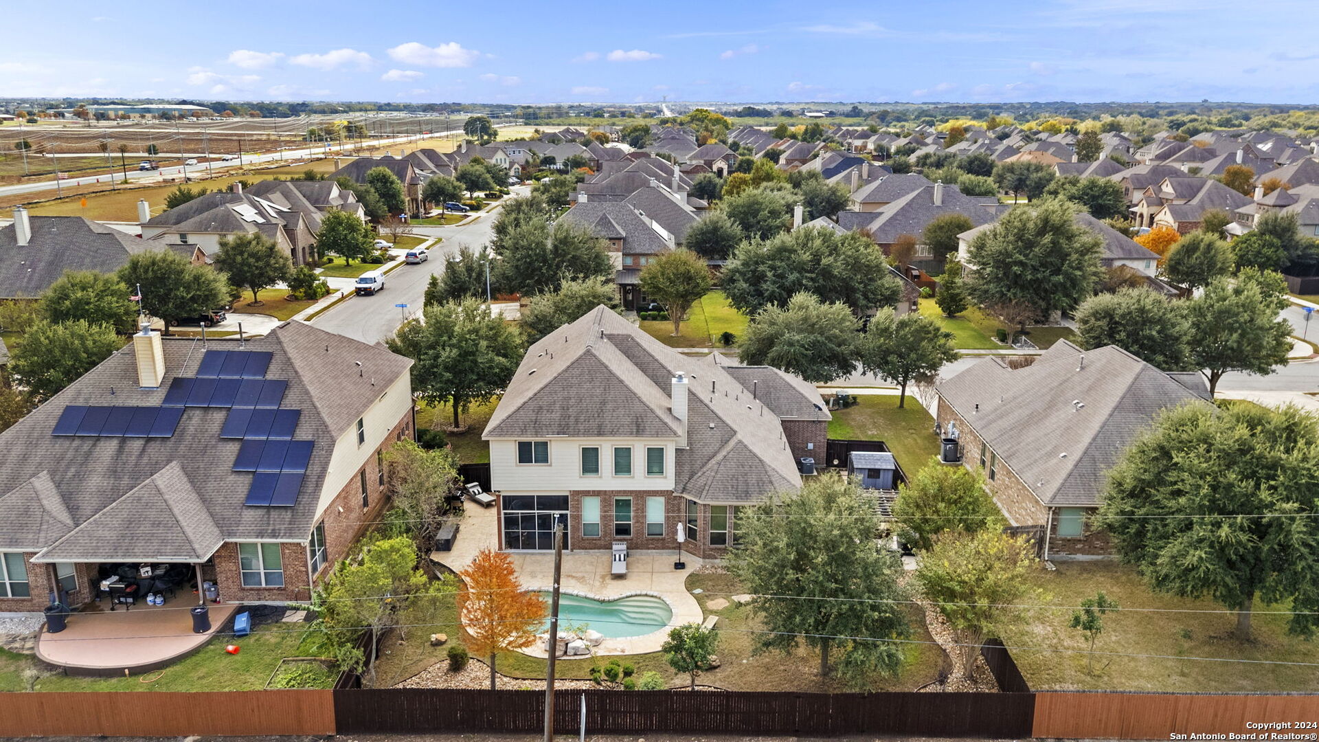 11709 CYPRESS BARN