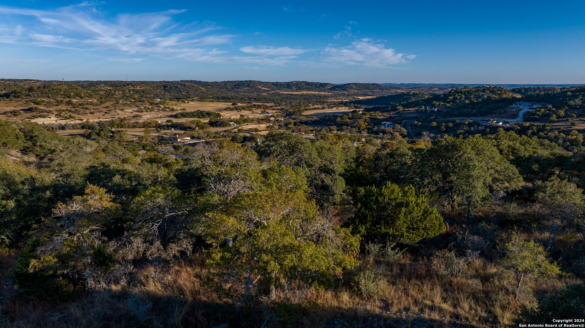 259 Lookout Point N