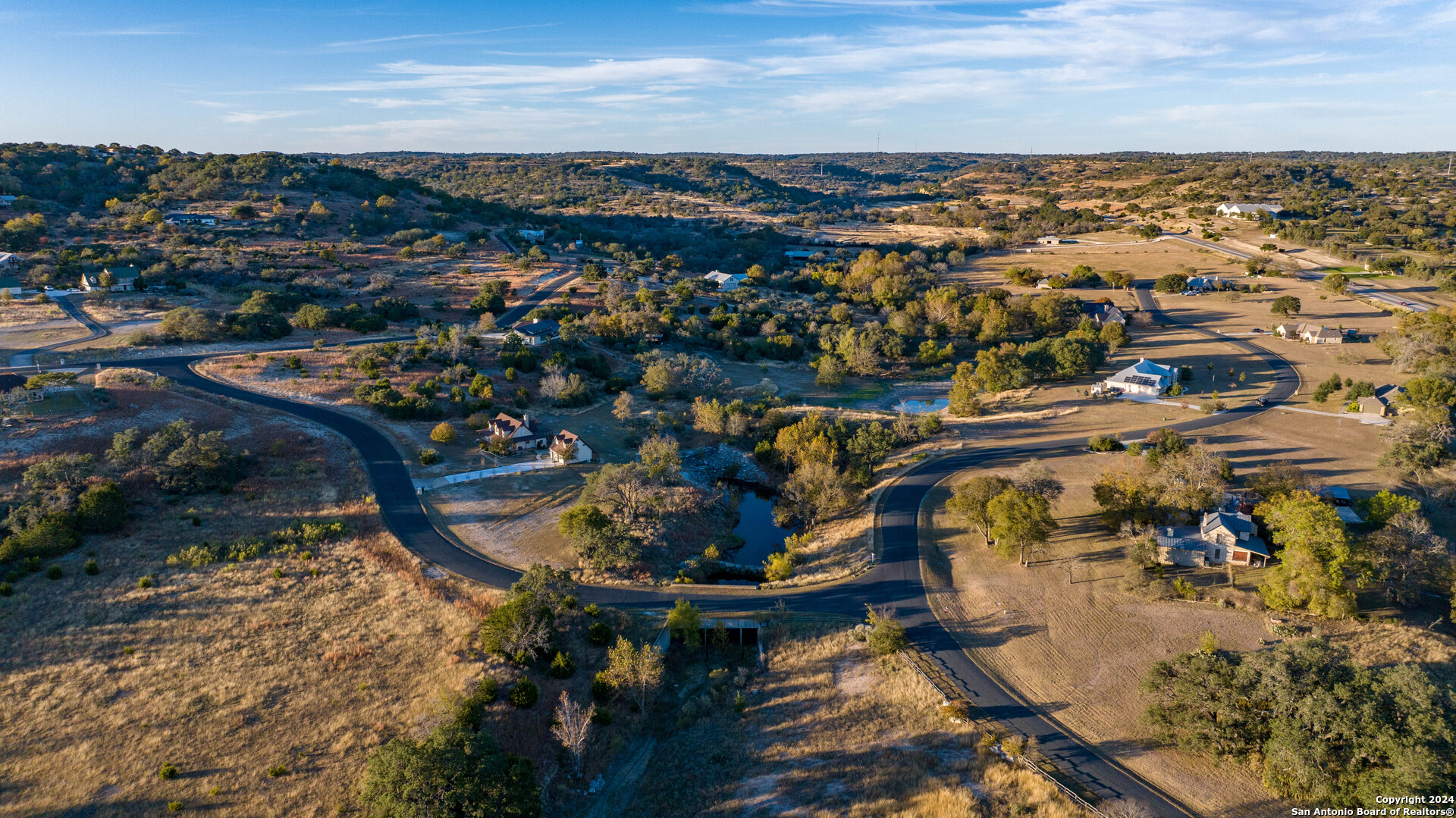 259 Lookout Point N