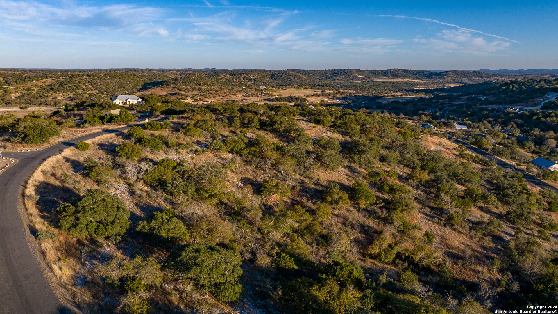 259 Lookout Point N
