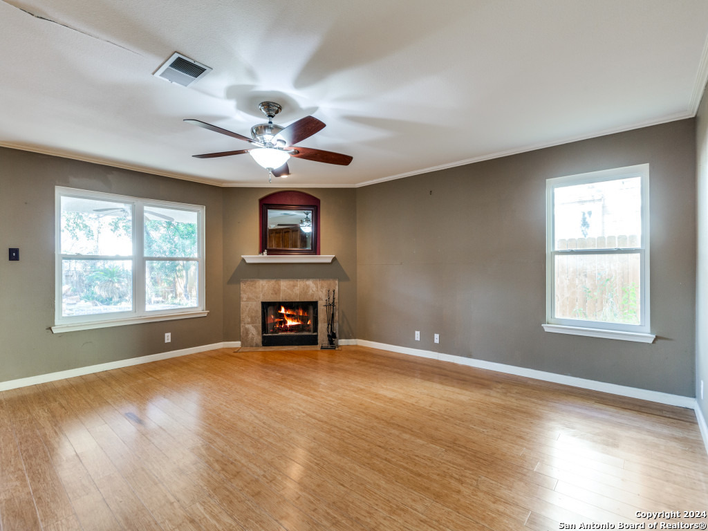 3505 HAMILTON PL
