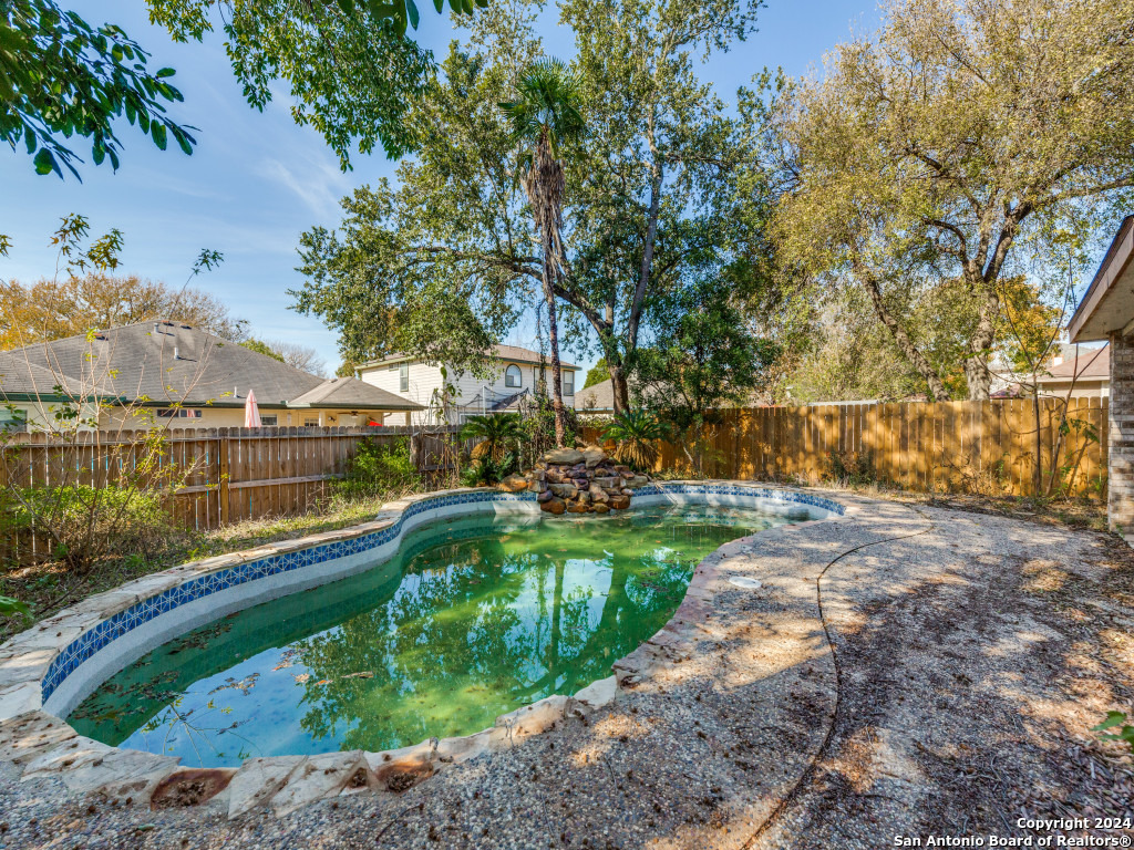 3505 HAMILTON PL