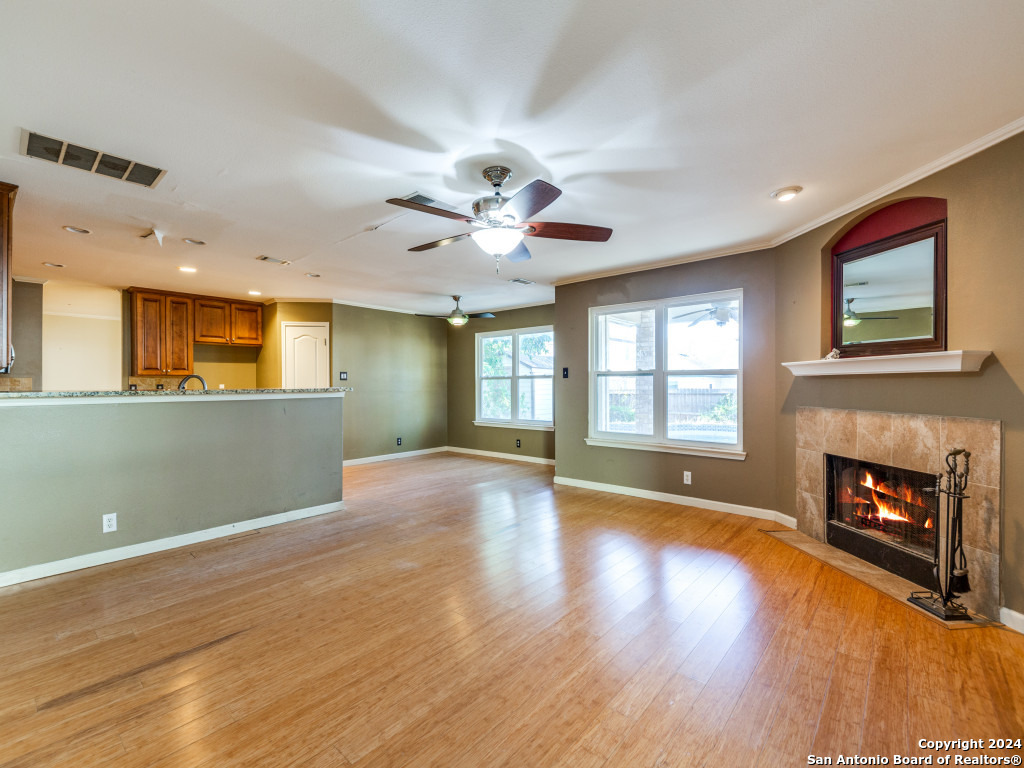 3505 HAMILTON PL