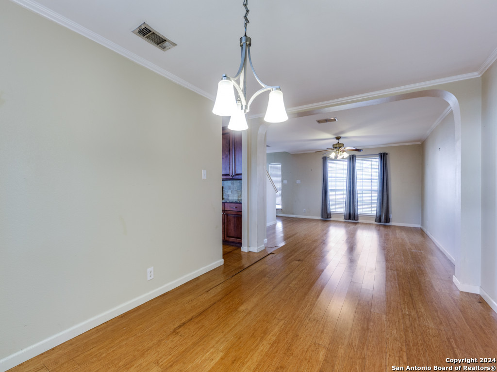 3505 HAMILTON PL