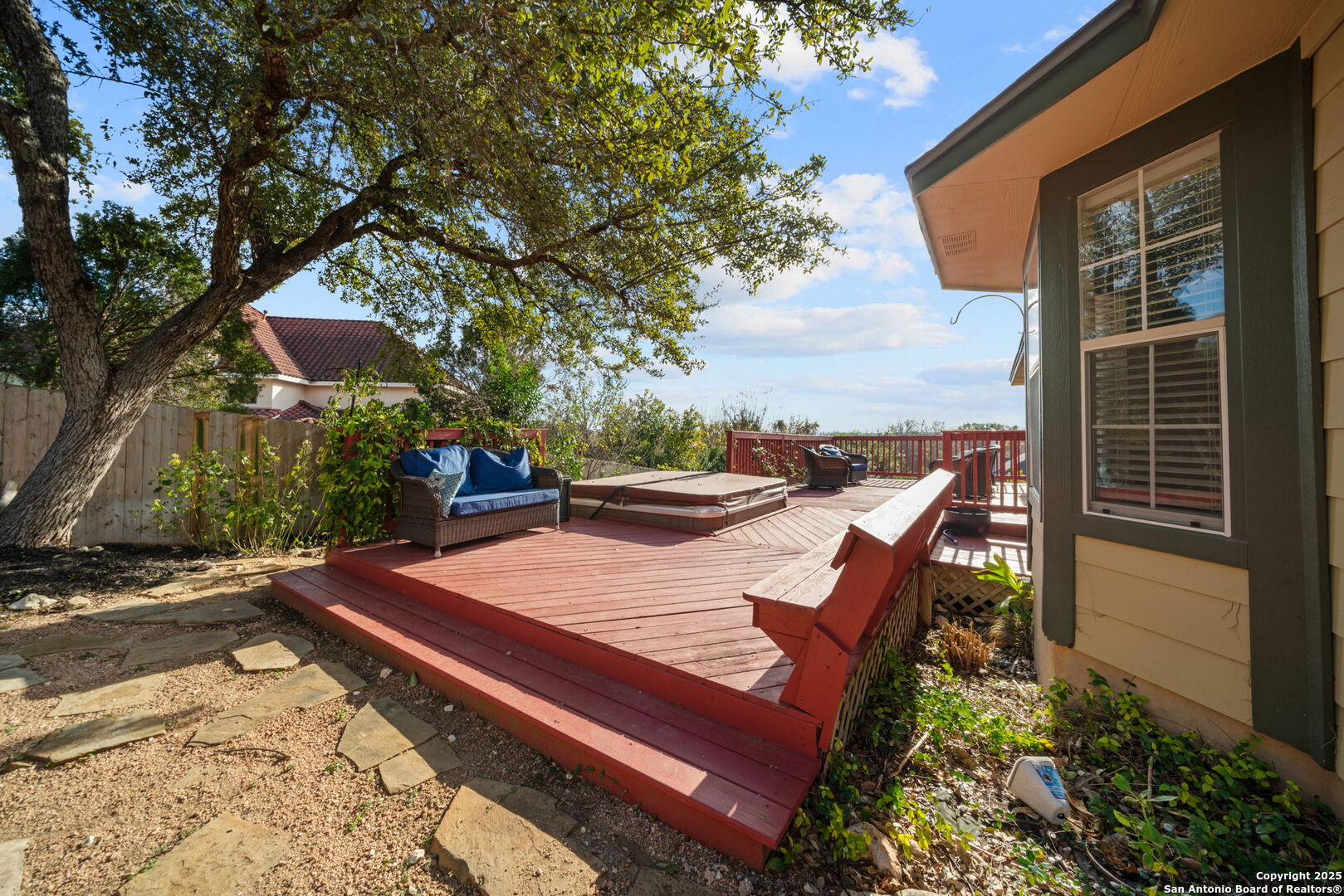 15114 STONETOWER DRIVE