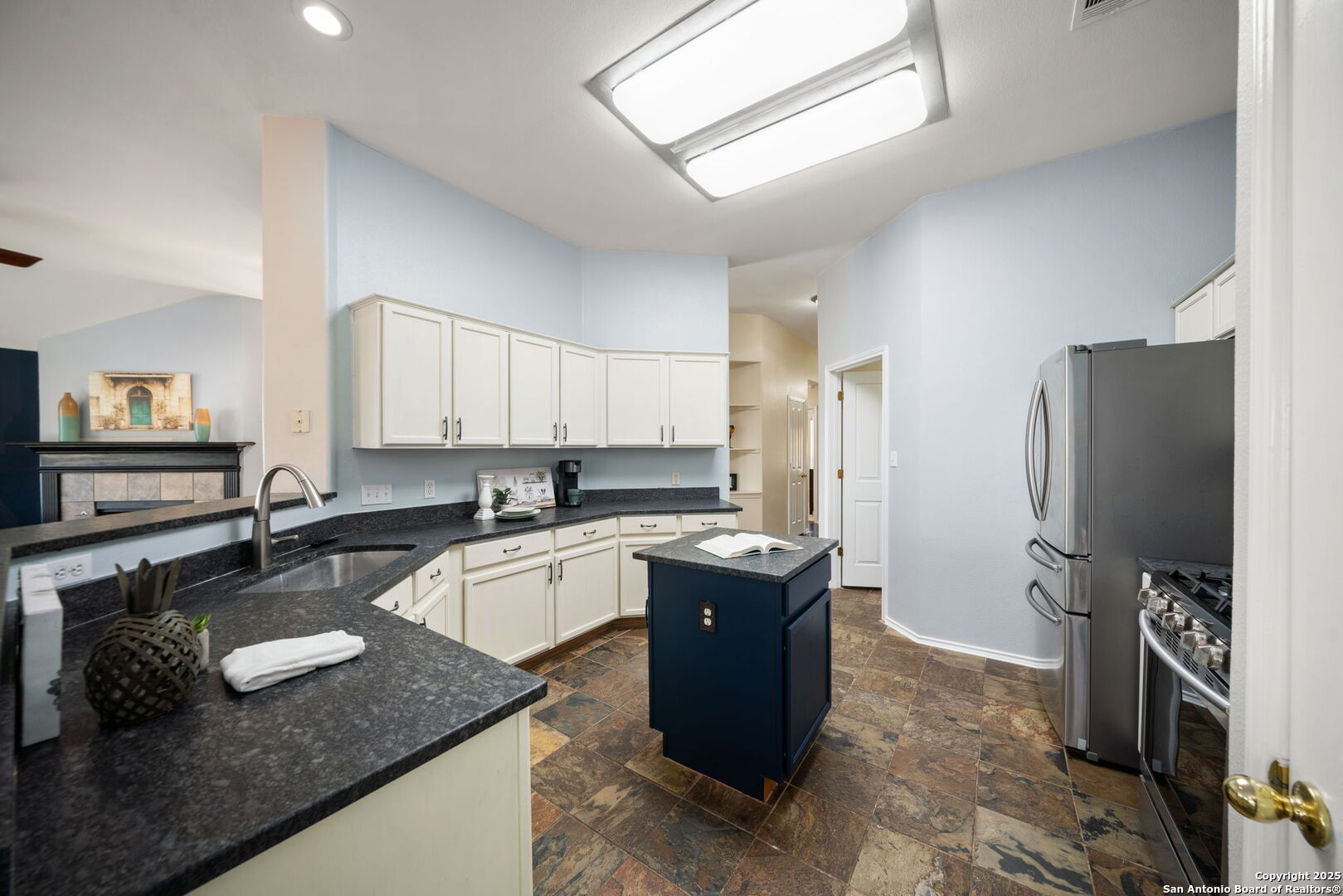 15114 STONETOWER DRIVE
