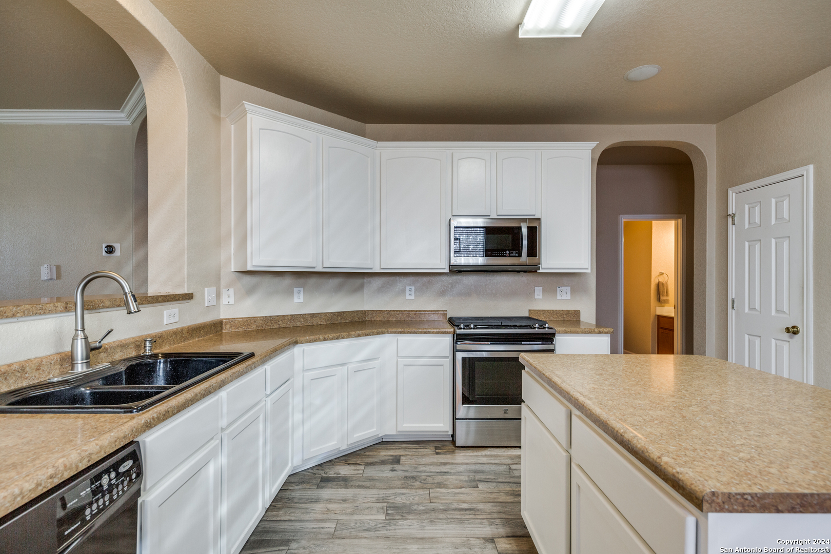 2715 BRIGHTON PARK
