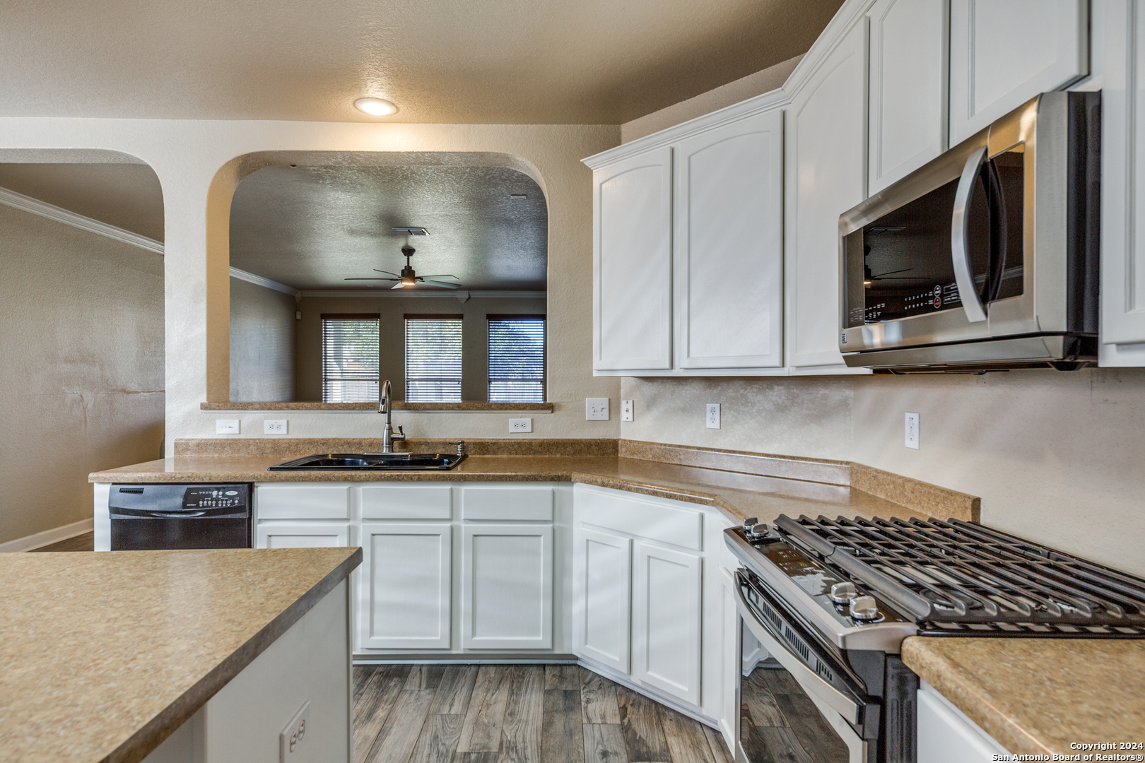 2715 BRIGHTON PARK