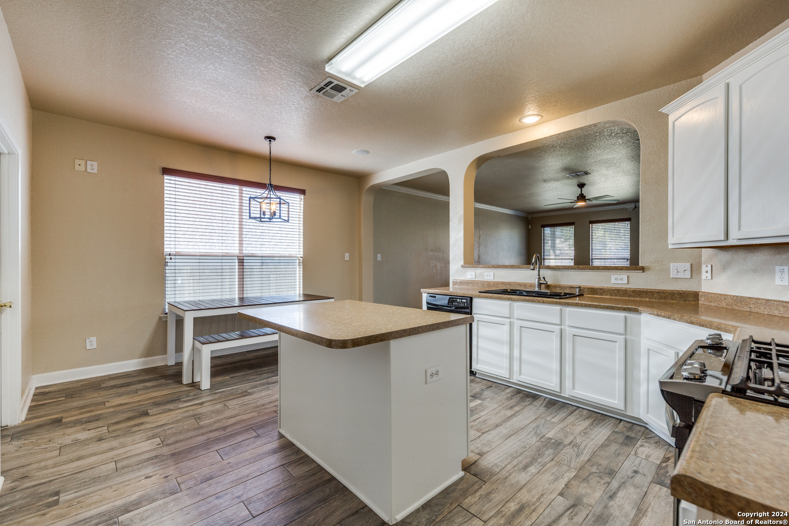 2715 BRIGHTON PARK