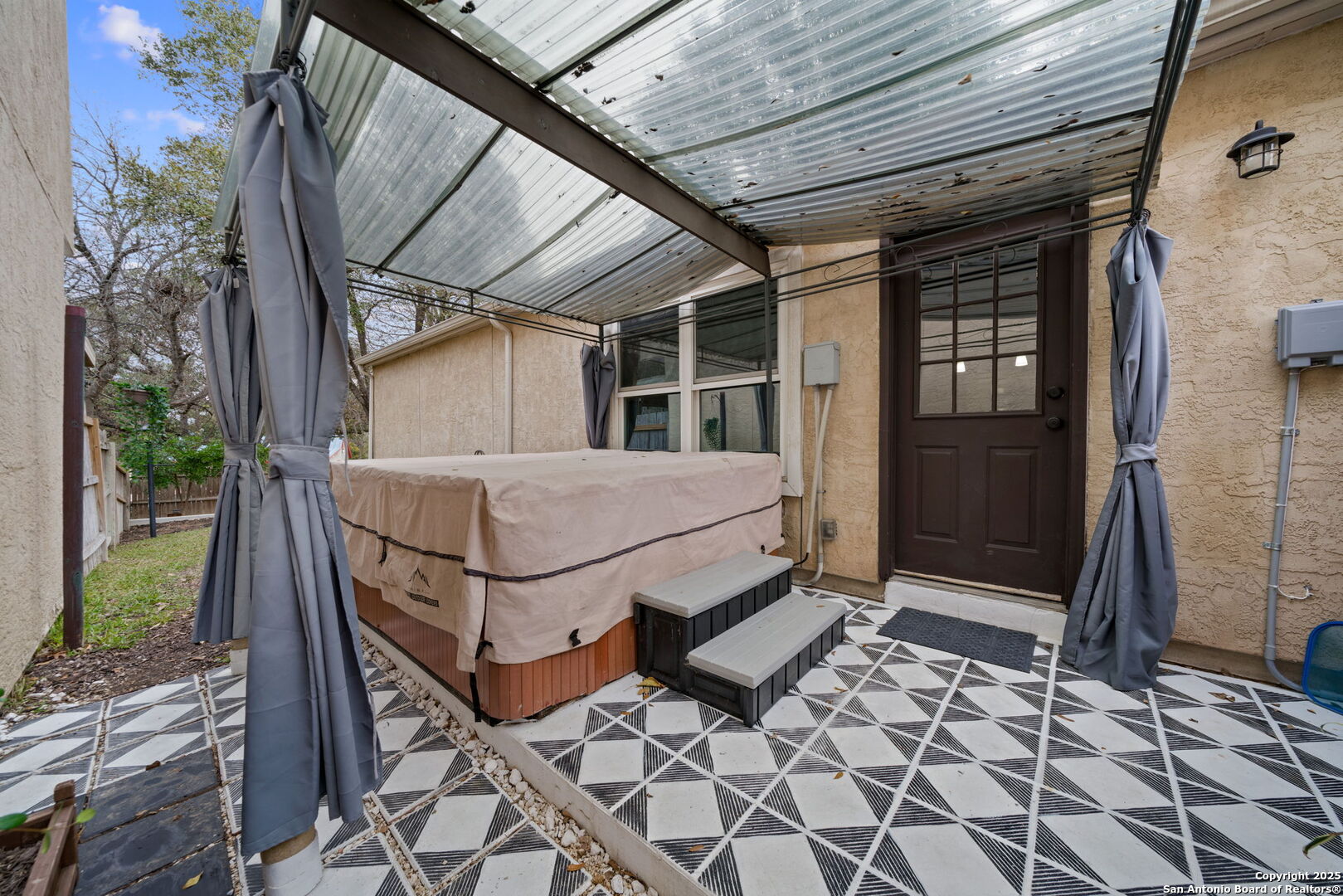 13155 Brook Garden