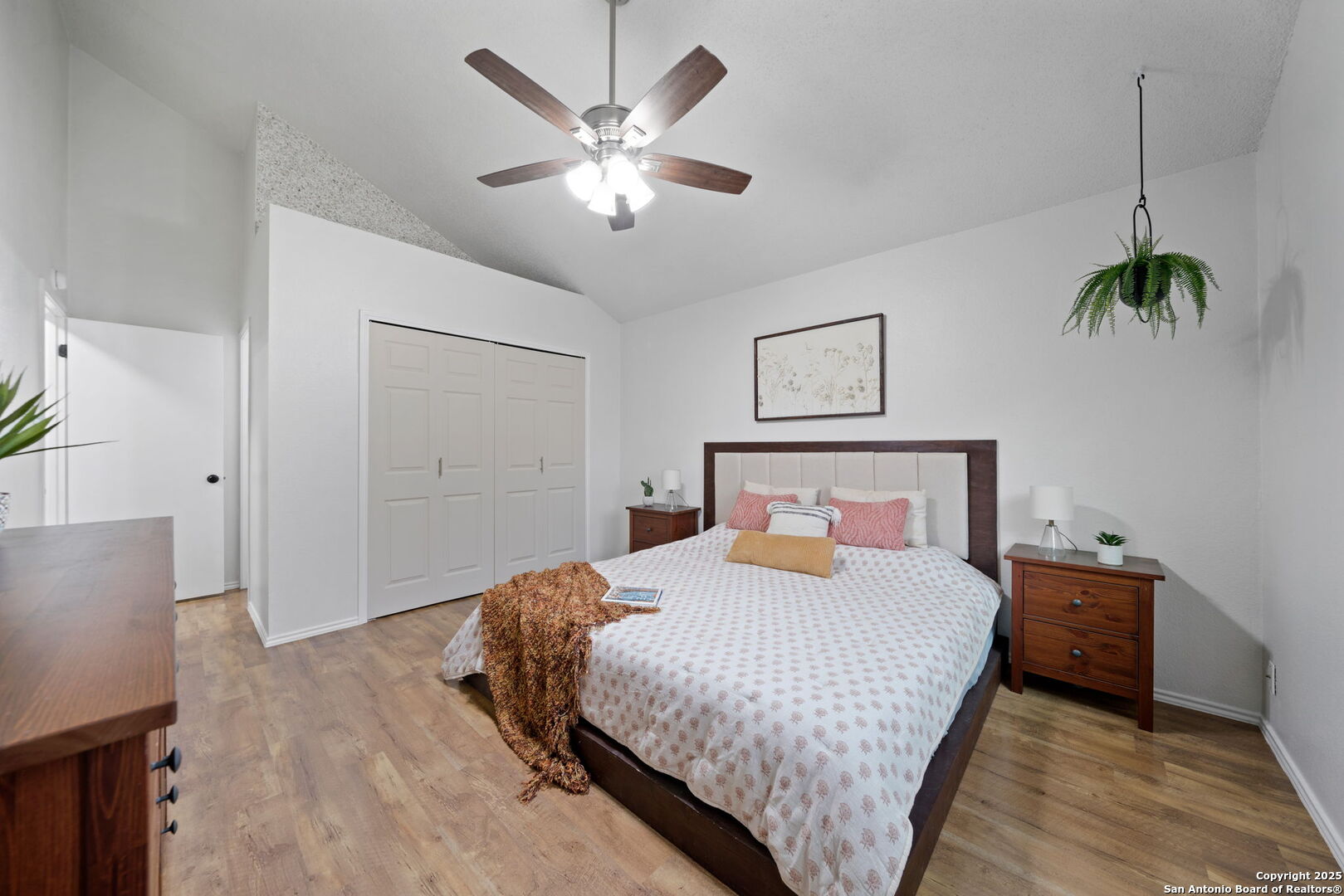 13155 Brook Garden