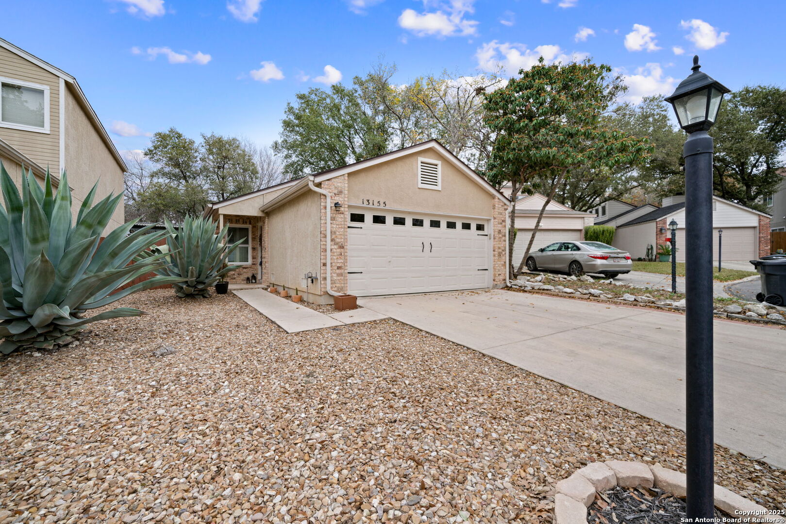 13155 Brook Garden