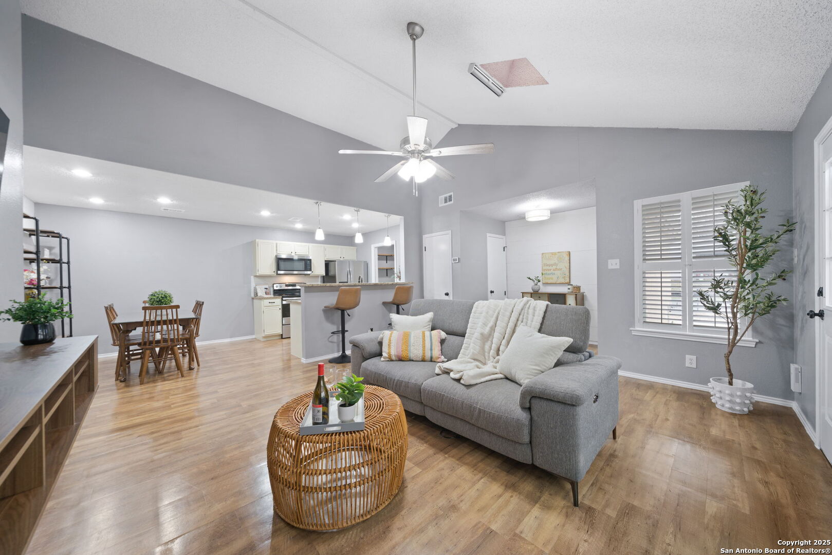 13155 Brook Garden