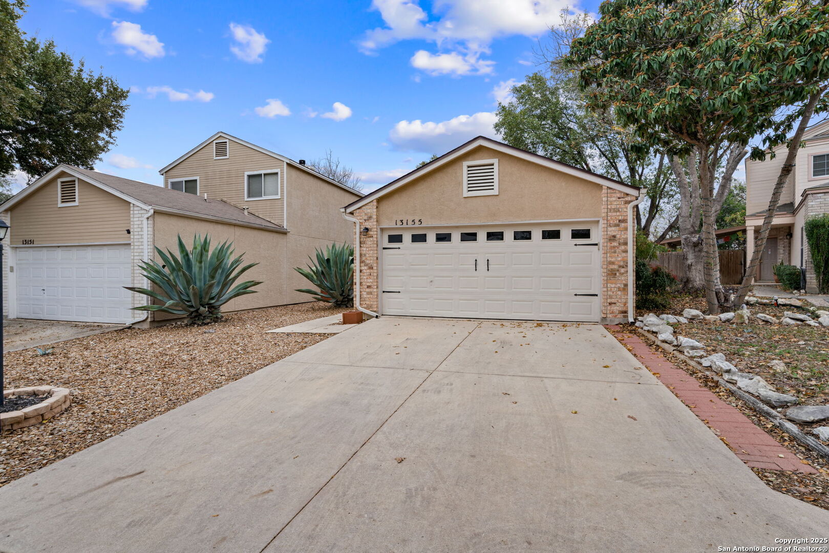 13155 Brook Garden