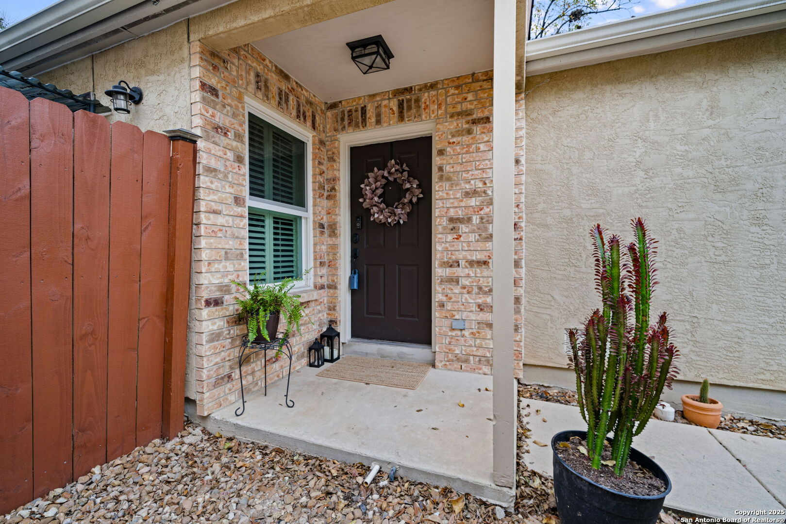 13155 Brook Garden