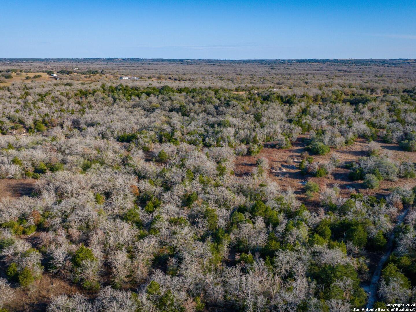 23 +/- ACRES FM 532