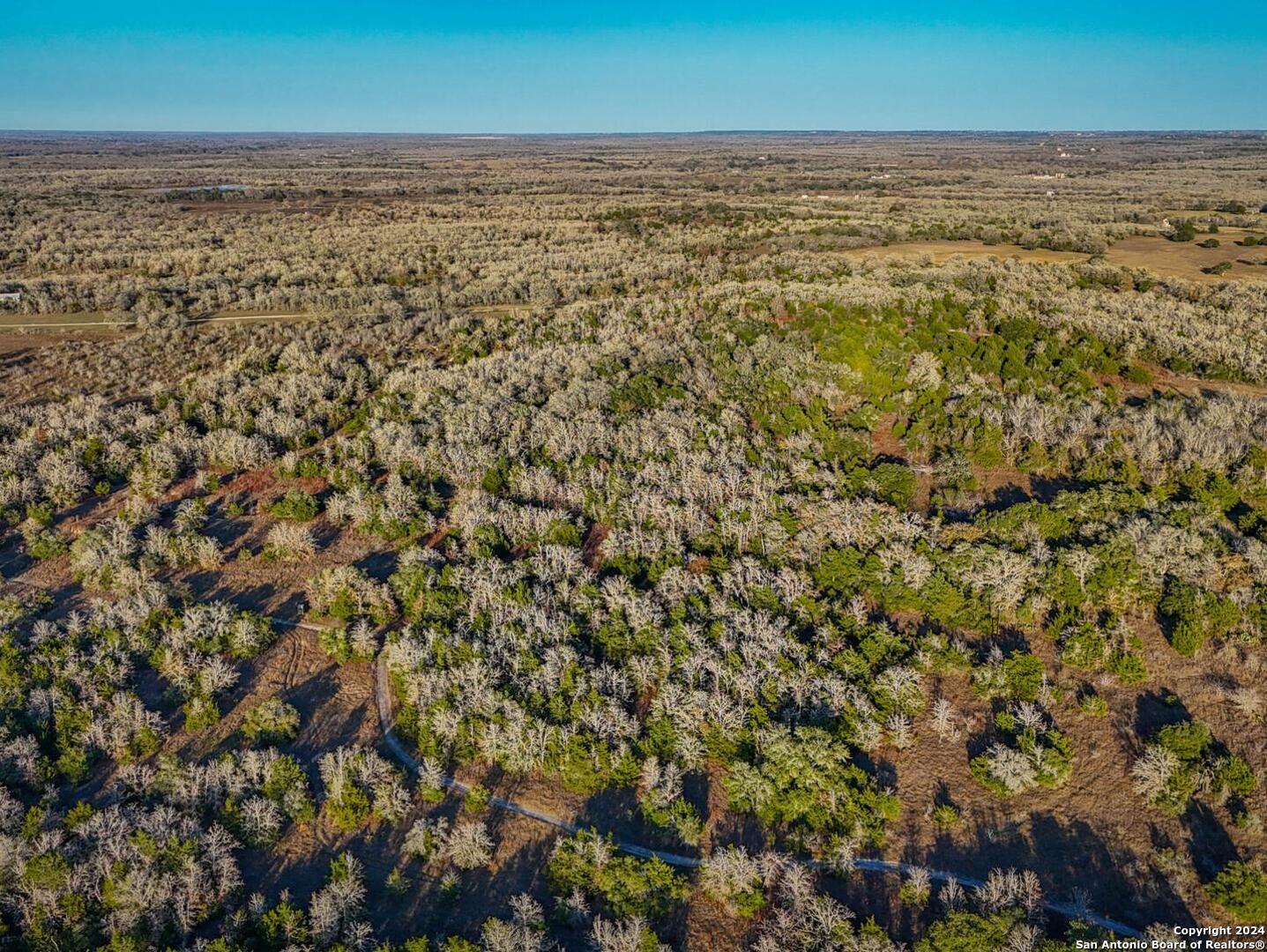 23 +/- ACRES FM 532