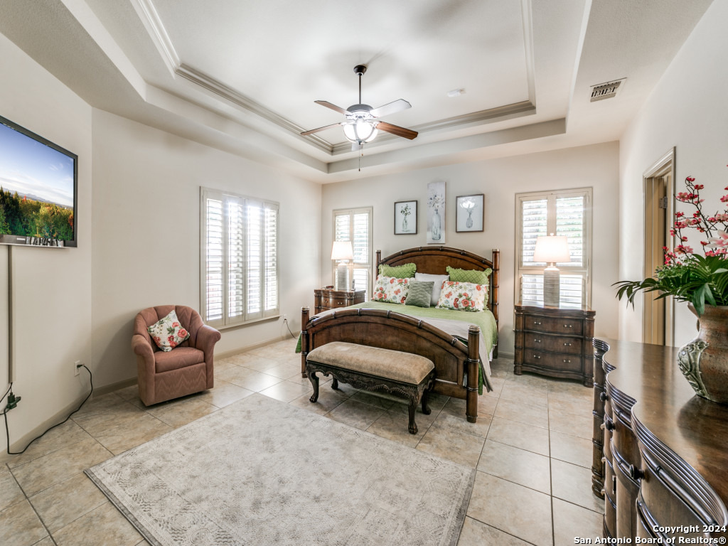 13919 FRENCH OAKS