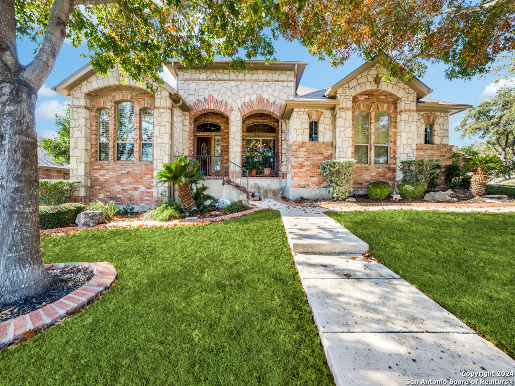 13919 FRENCH OAKS