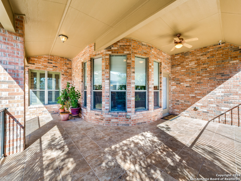 13919 FRENCH OAKS