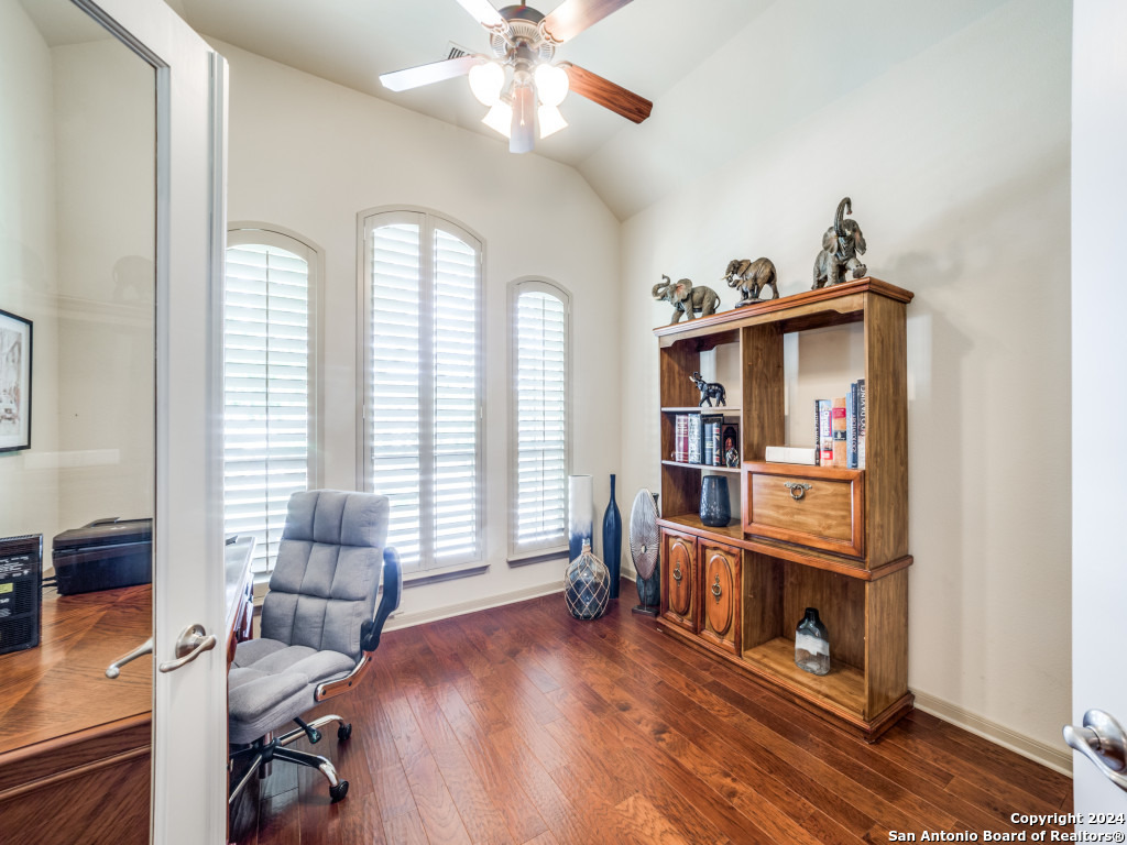 13919 FRENCH OAKS