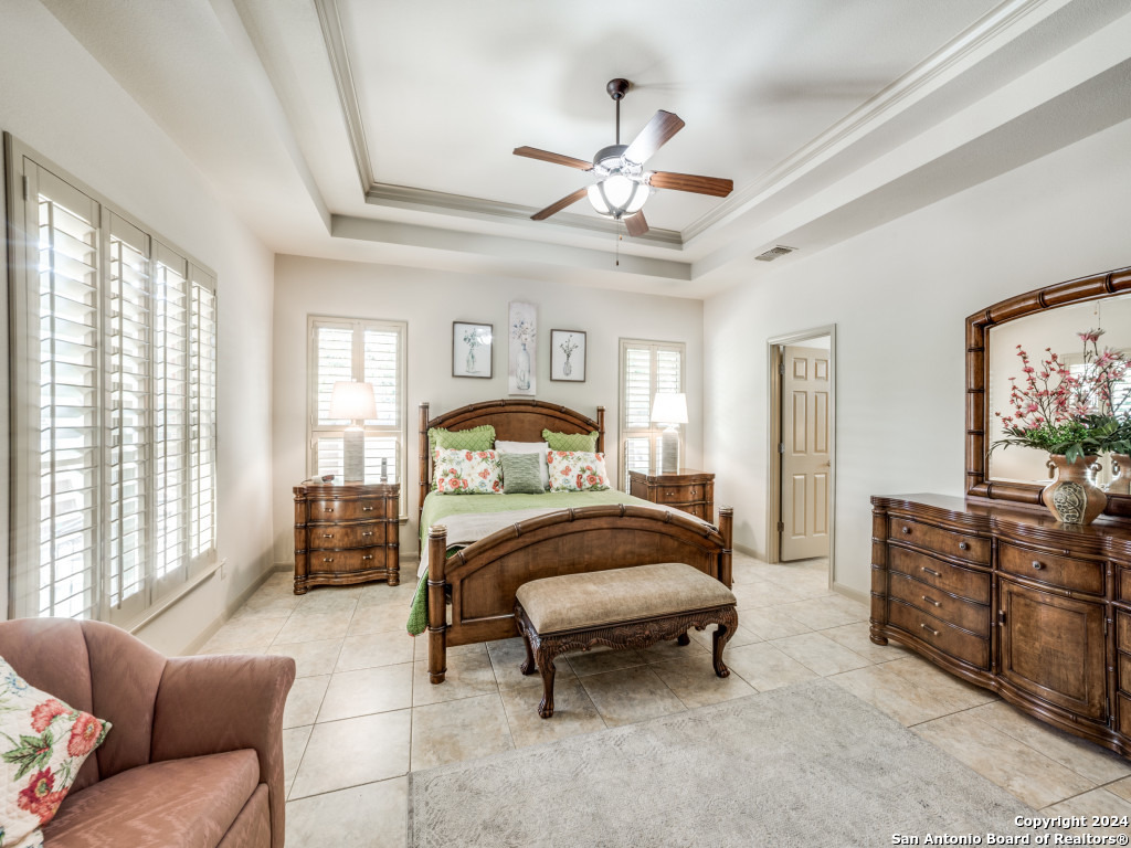 13919 FRENCH OAKS