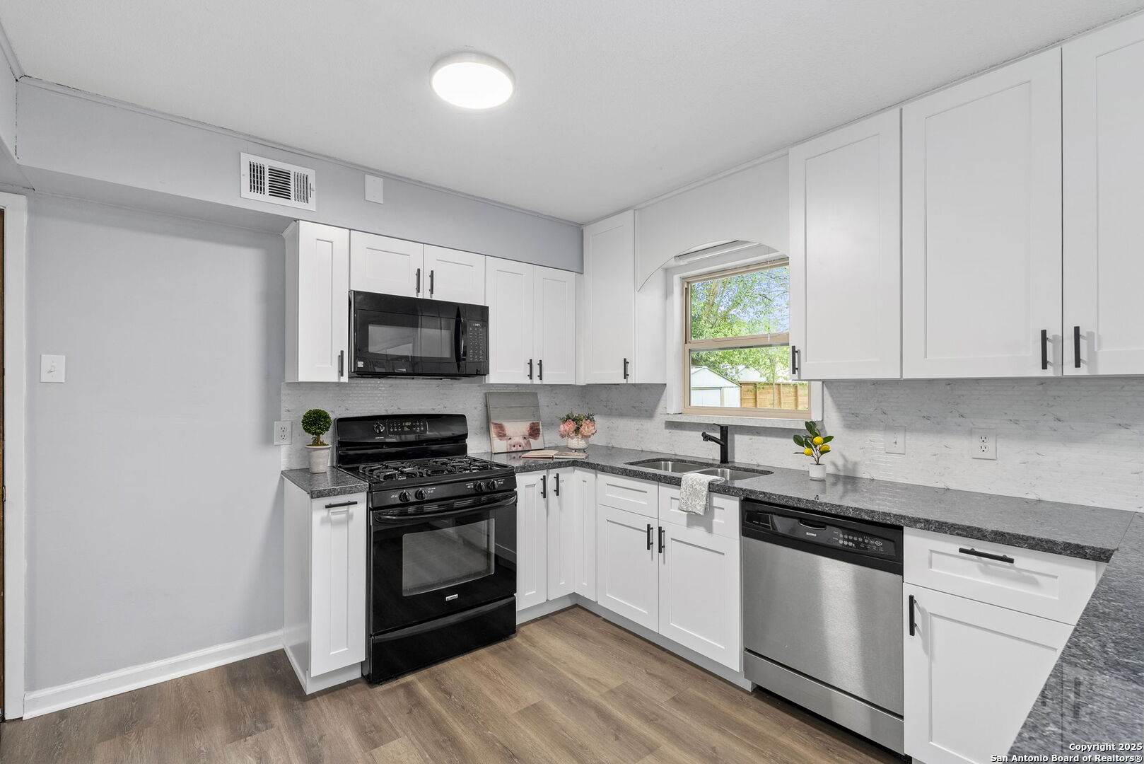 11119 Auldine Dr