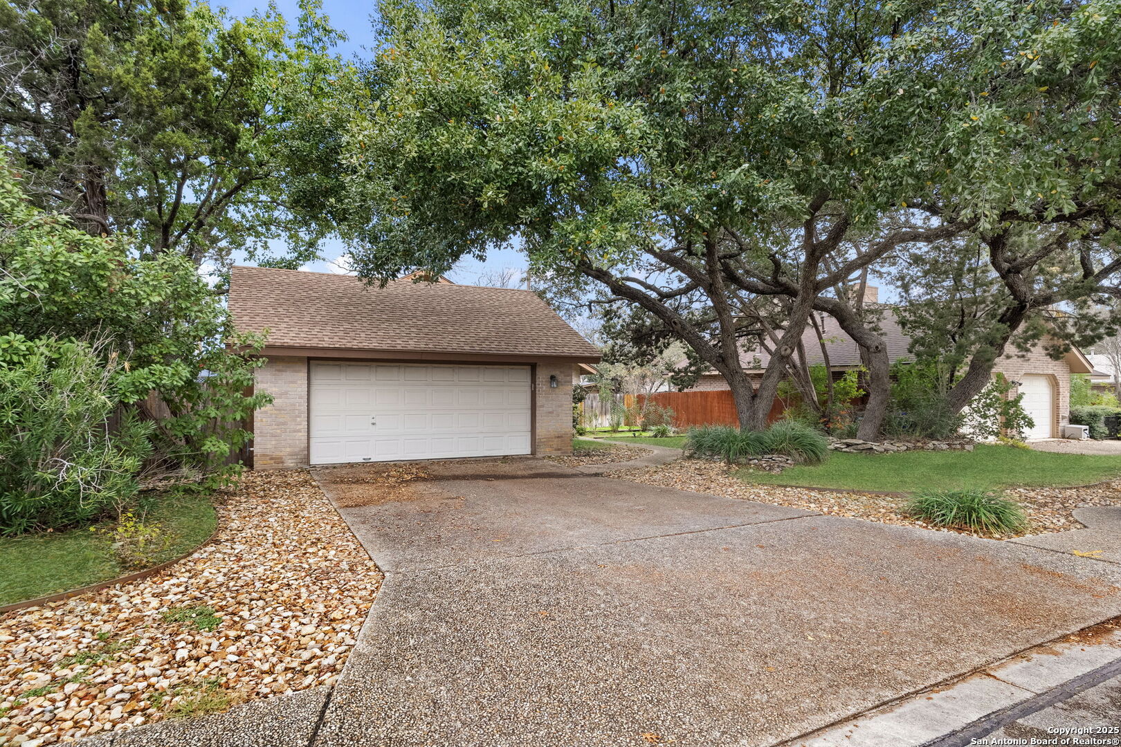 14550 INDIAN WOODS