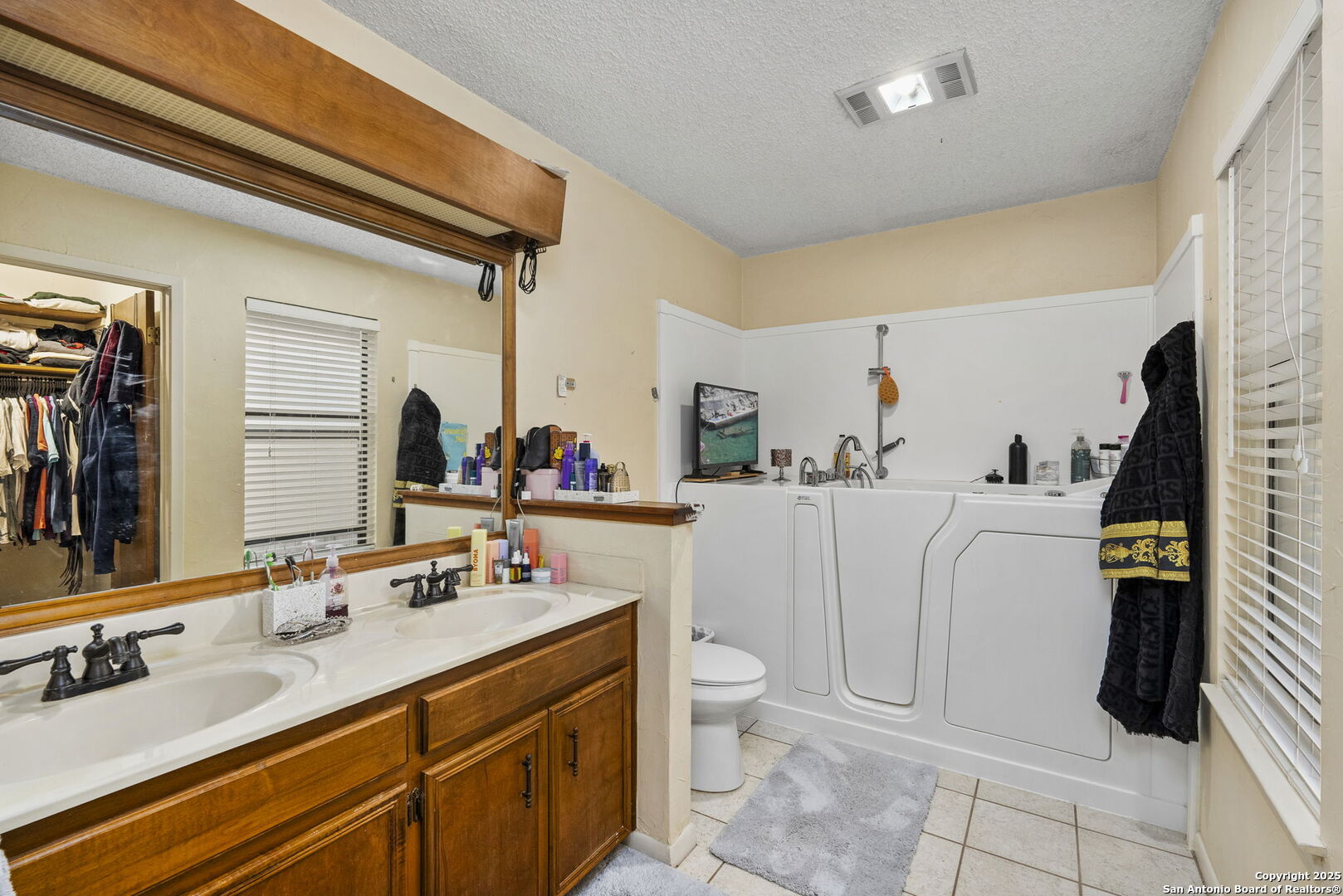 14550 INDIAN WOODS