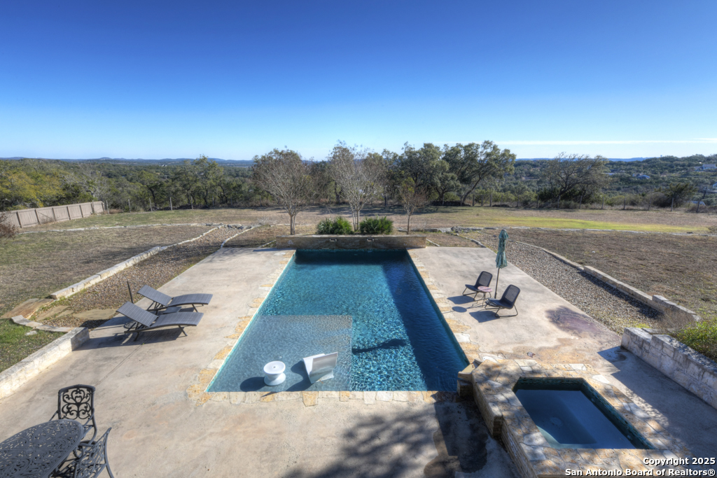 7740 Rocking Horse Ln