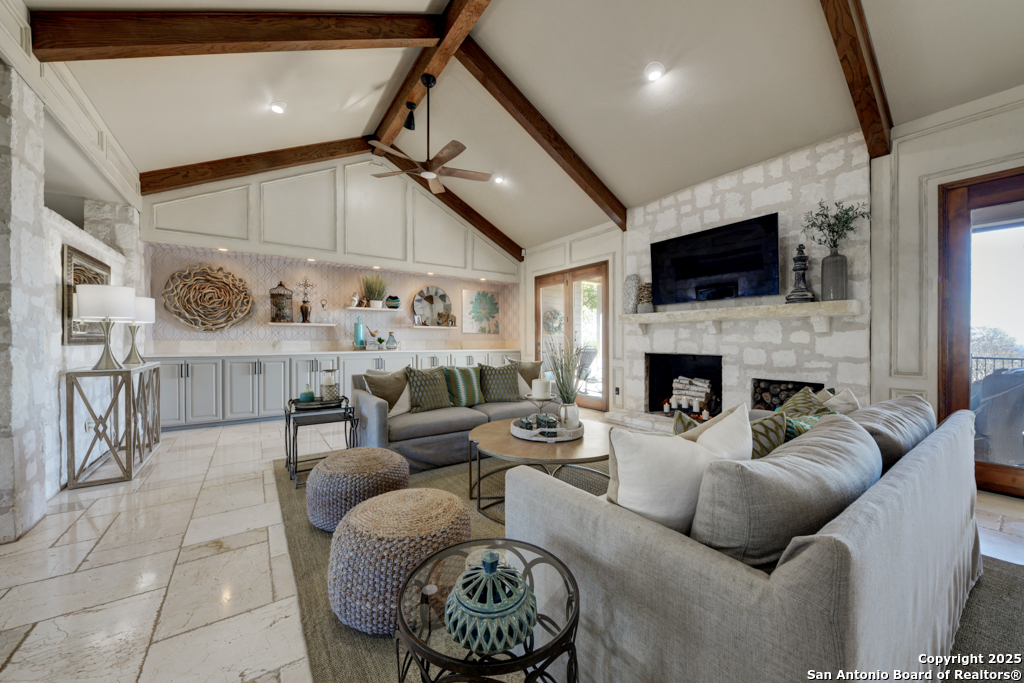 7740 Rocking Horse Ln