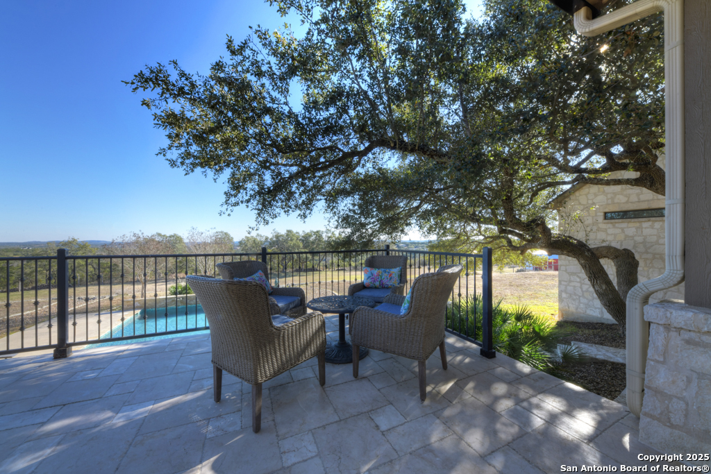 7740 Rocking Horse Ln