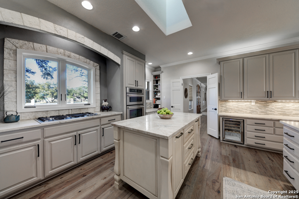 7740 Rocking Horse Ln